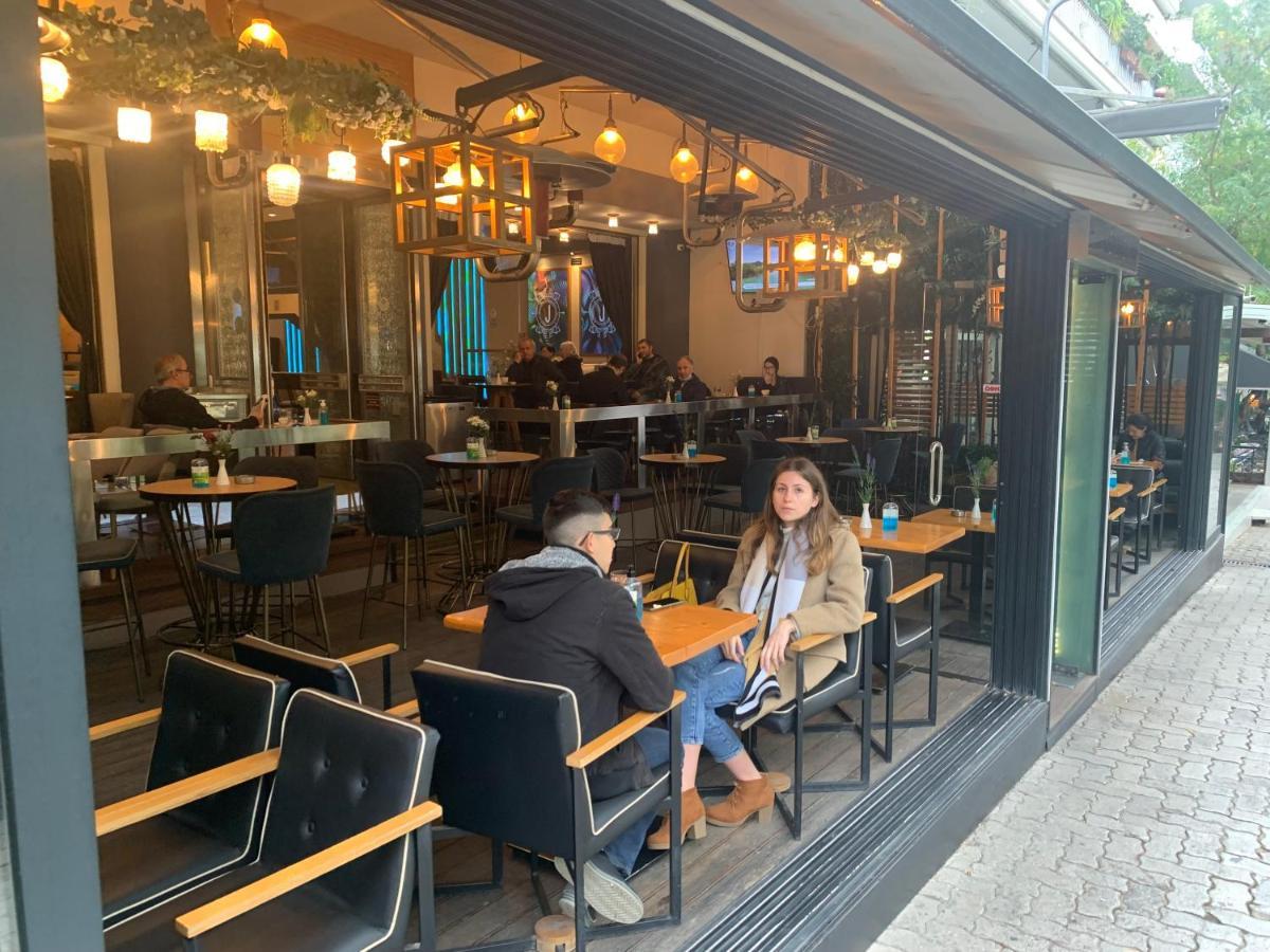 Aris Premium Accommodation Atenas Exterior foto